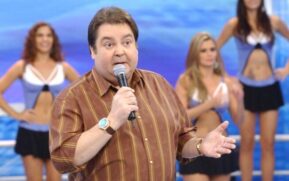Apresentador Faustão em seu programa Domingão do Faustão