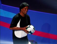 Ronaldinho não vai acompanhar o Brasil na Copa América