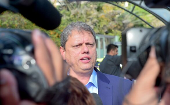 Partidos e empresários veem o nome de Tarcísio de Freitas como o possível candidato