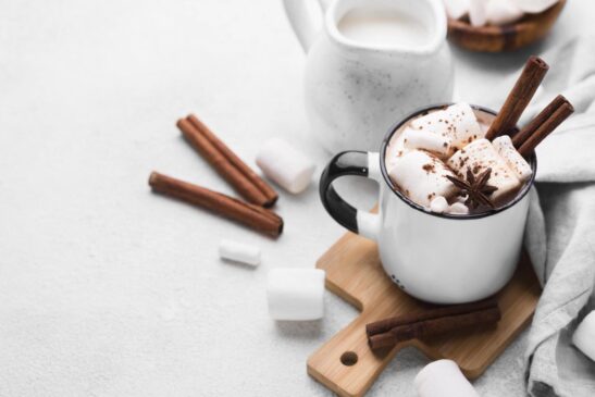 Aprenda a fazer um chocolate quente no inverno