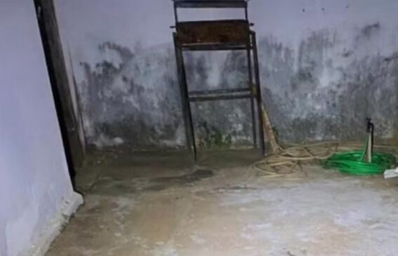 Segundo a Polícia Militar (PM), na casa onde o crime aconteceu, estavam a adolescente, o tio e o avô da vítima