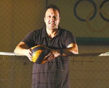 Morre, aos 59 anos, ex-jogador Pampa