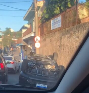 A rua Cesário Dau é uma alternativa de ligação ao centro do município de Taboão da Serra, na Grande São Paulo