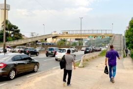 Prefeitura de Taboão da Serra, na região sudoeste da Grande São Paulo, desistiu de interditar um trecho da avenida Aprígio Bezerra da Silva, antiga rodovia Régis Bittencourt (BR-116)