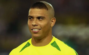 Corte 'Cascão' de Ronaldo na Copa de 2002