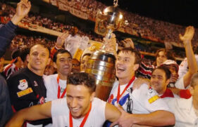 São Paulo venceu a Libertadores pela última vez em 2005