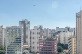 Na segunda-feira (24) ainda faz calor e tempo firme ao longo do dia