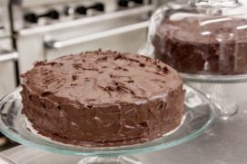 Aprenda a fazer um bolo de chocolate delicioso