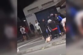 Assaltantes cercaram um homem e roubaram sua motocicleta durante o final de semana em São Vicente