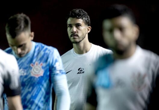 Corinthians vive crise nos bastidores e má fase dentro de campo
