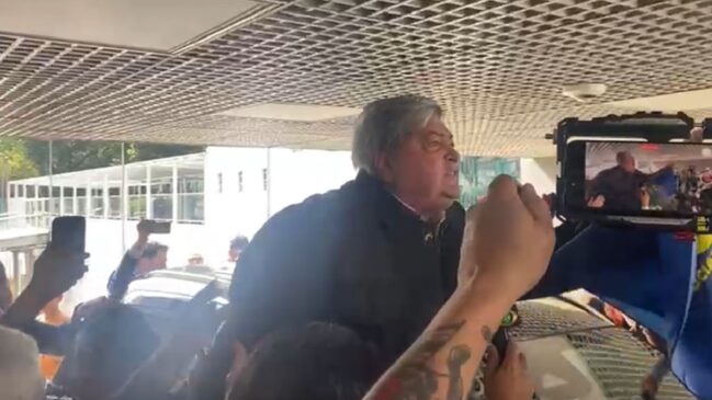 Datena se envolve em briga durante sua convenção na Capital