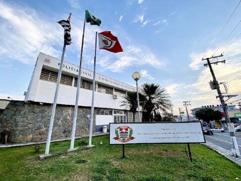 A Polícia Civil investiga o ocorrido, até o momento ninguém foi preso