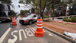 Uma das vítimas morreu no local