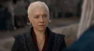 Rhaenyra em A Casa do Dragão
