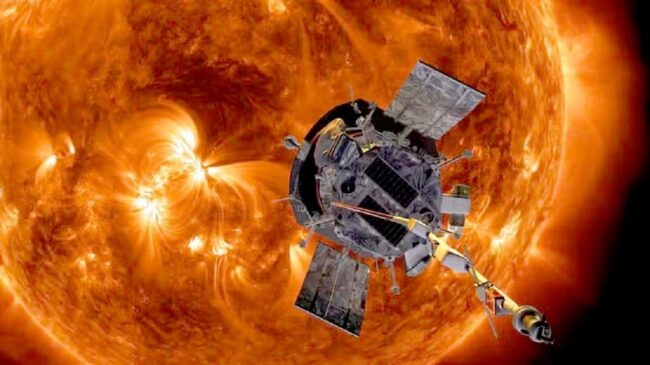 A espaçonave que estava viajando a uma velocidade de 635.266 quilômetros por hora ao redor do Sol