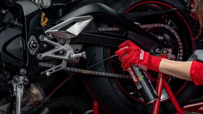 Lubrificação de corrente de motocicleta