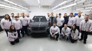 Novo Peugeot 2008 na fábrica de El Palomar, na Argentina