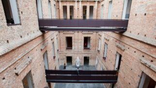 Pinatecoteca de São Paulo é o local ideal para introduzir os jovens à arte com exposições acessíveis e oficinas criativas