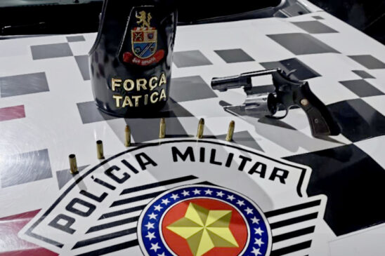 Força Tática prende homem por porte ilegal e disparo de arma de fogo em Embu das Artes