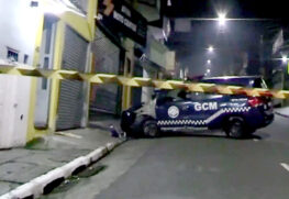 Na noite desta quarta-feira (10/07) uma viatura da Guarda Civil Municipal de Mauá, no ABC Paulista, foi furtada durante uma ocorrência