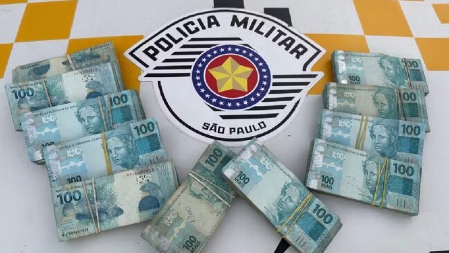 Grande quantidade de dinheiro surpreendeu policiais rodoviários