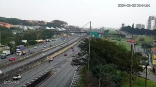 Motociclista ficou gravemente ferido e precisou do auxílio do Água para atendimento
