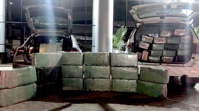 A prisão foi realizada após o Centro de Operações da Polícia Militar (Copom) detectar uma atitude suspeita da dupla
