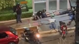 Seis homens foram rendidos e precisaram entregar pertences aos criminosos