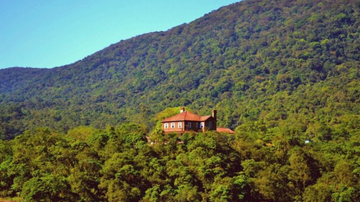 O Castelinho era a residência do engenheiro e autoridade máxima da ferrovia inglesa. / (Foto: Brunella Nunes/Quanto Custa Viajar)