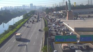 Rodovias congestionadas na chegada á Capital