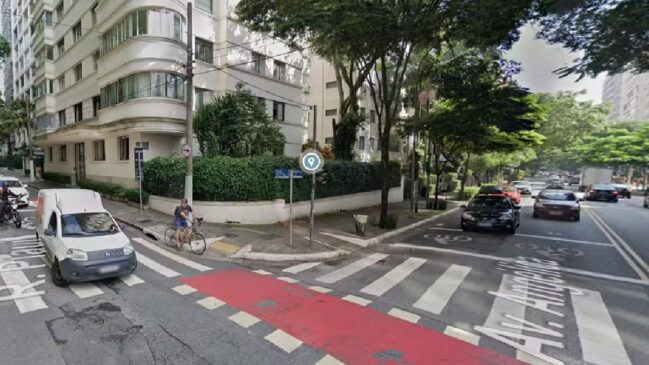 O Corpo de Bombeiros foi acionado às 13 horas