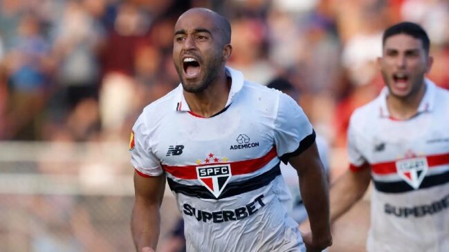 O técnico Dorival Júnior, da seleção brasileira, anunciou a convocação do meia-atacante Lucas Moura, ídolo do São Paulo