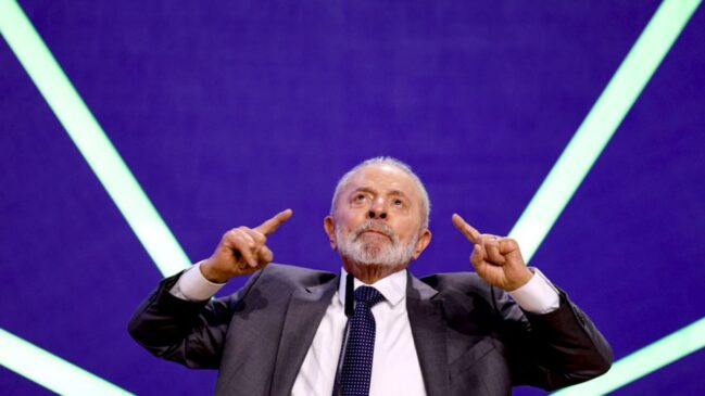 Esta é a primeira vez que a desaprovação do governo Lula supera os 50%