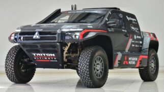 A equipe diz que o V8 entrega 450 cavalos