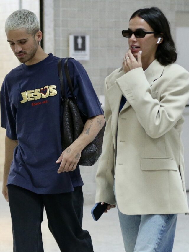 Bruna Marquezine e João Guilherme embarcam juntos em aeroporto no Rio de Janeiro