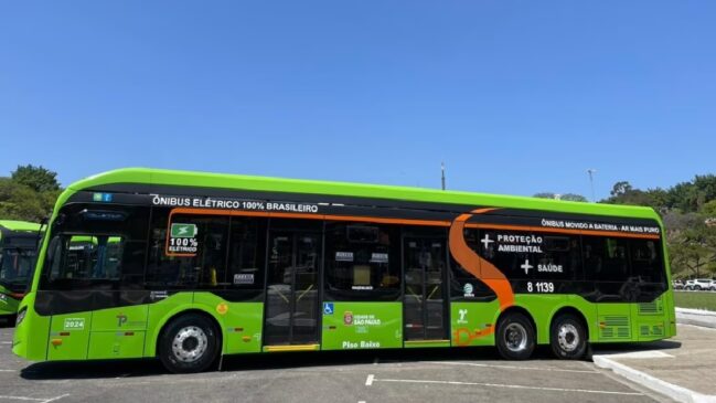 Frota de ônibus elétrica era para ser de 2.600 veículos