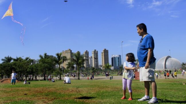 Cerca de 6% das crianças nascidas no estado de São Paulo não tem o nome do pai na certidão de nascimento