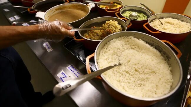 Restaurantes por quilo em São Paulo apresentam novo aumento de preço