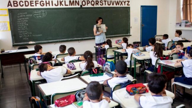 Ao comparar os períodos pré e pós-pandemia do quinto ano do ensino fundamental na Capital, aprendizado adequado despencou 13,2%