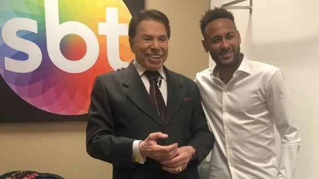 Em 2019, durante edição do 'Jogo das Três Pistas' com Neymar e com o empresário Neymar Pai, Silvio Santos revelou seu time do coração