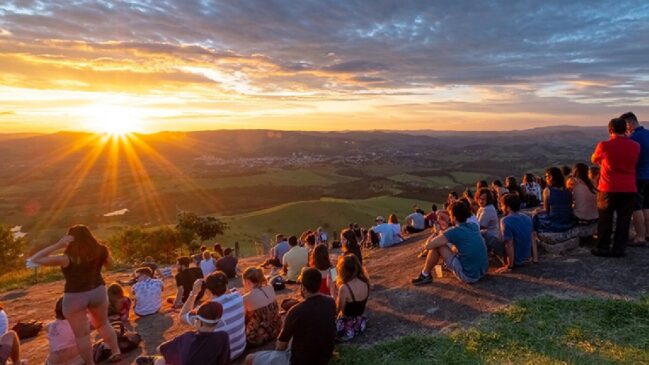 O Pico da Cascavel é um dos principais destinos em Socorro