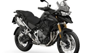 Conheça a elegante e robusta Triumph Tiger 1200 Black Edition