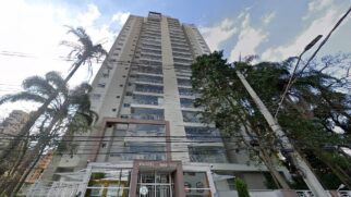 Apartamento de dois andares vai a leilão na zona sul da Capital