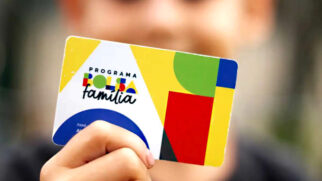 Para regularizar a situação, o beneficiário deve atualizar os dados no CadÚnico e procurar um CRAS