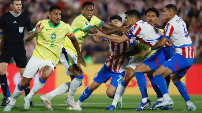 Em atuação sofrível, Brasil perde novamente nas Eliminatórias