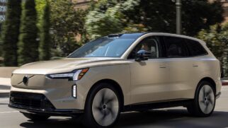 Volvo EX90 é o primeiro carro elétrico da marca