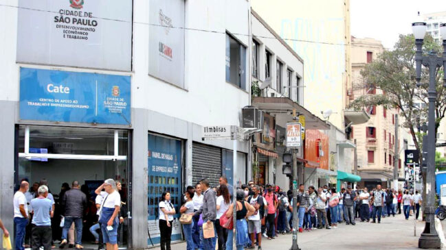 Centro de Apoio ao Trabalho e Empreendedorismo (Cate) realiza um mutirão de empregos até o fim desta quarta