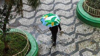 Chuva pode vir acompanhada de raios e ventania, e acumular grandes volumes em curtos períodos
