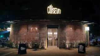 Localizado em uma equina de Pinheiros, o Coliseum proporciona a experiência perfeita para fãs de panini e focaccias