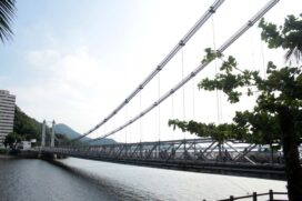 Garganta do Diabo fica próxima à Ponte Pensil, em São Vicente